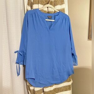 Van Heusen blue blouse with bell sleeves. Size XS.